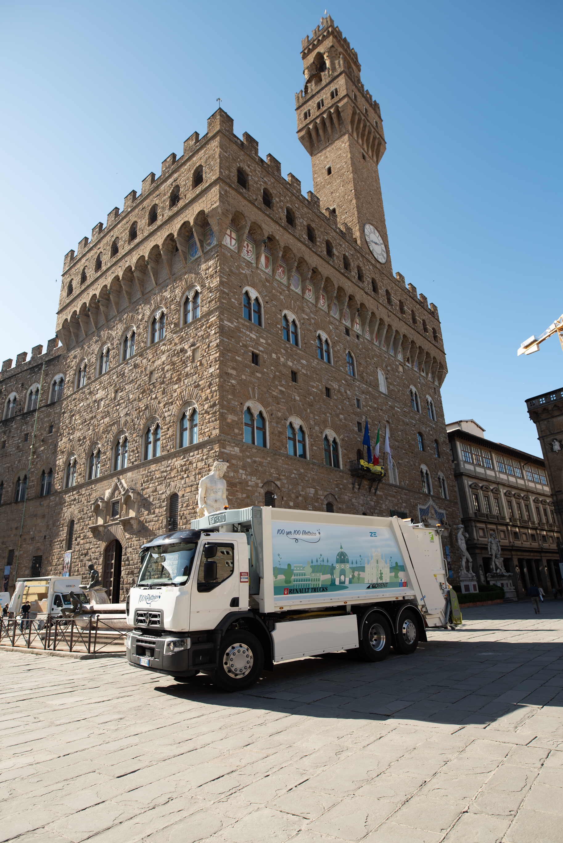 Elektrischer Renault Trucks D Wide Z.E. in Florenz