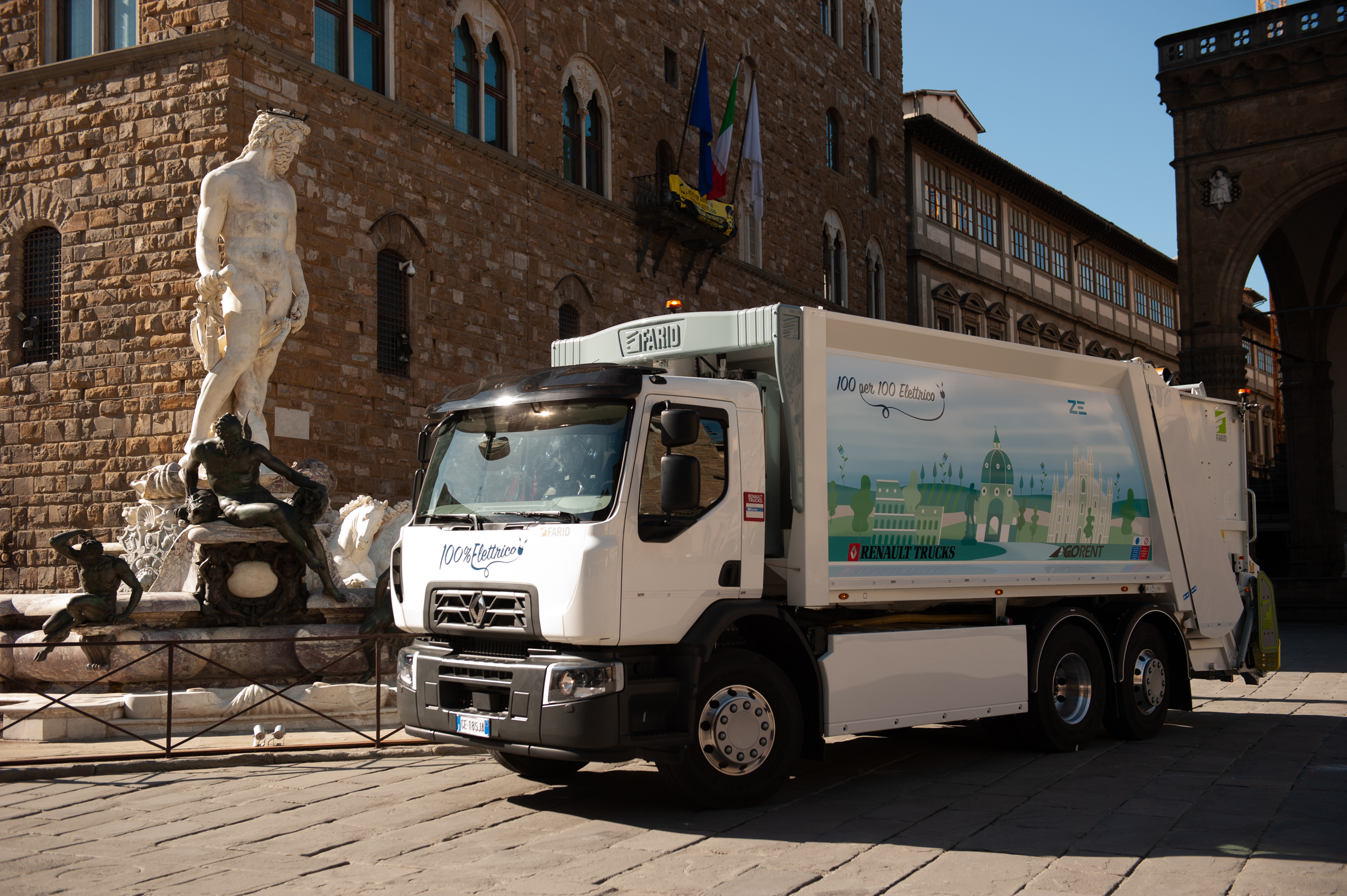 Elektrischer Renault Trucks D Wide Z.E. in Florenz