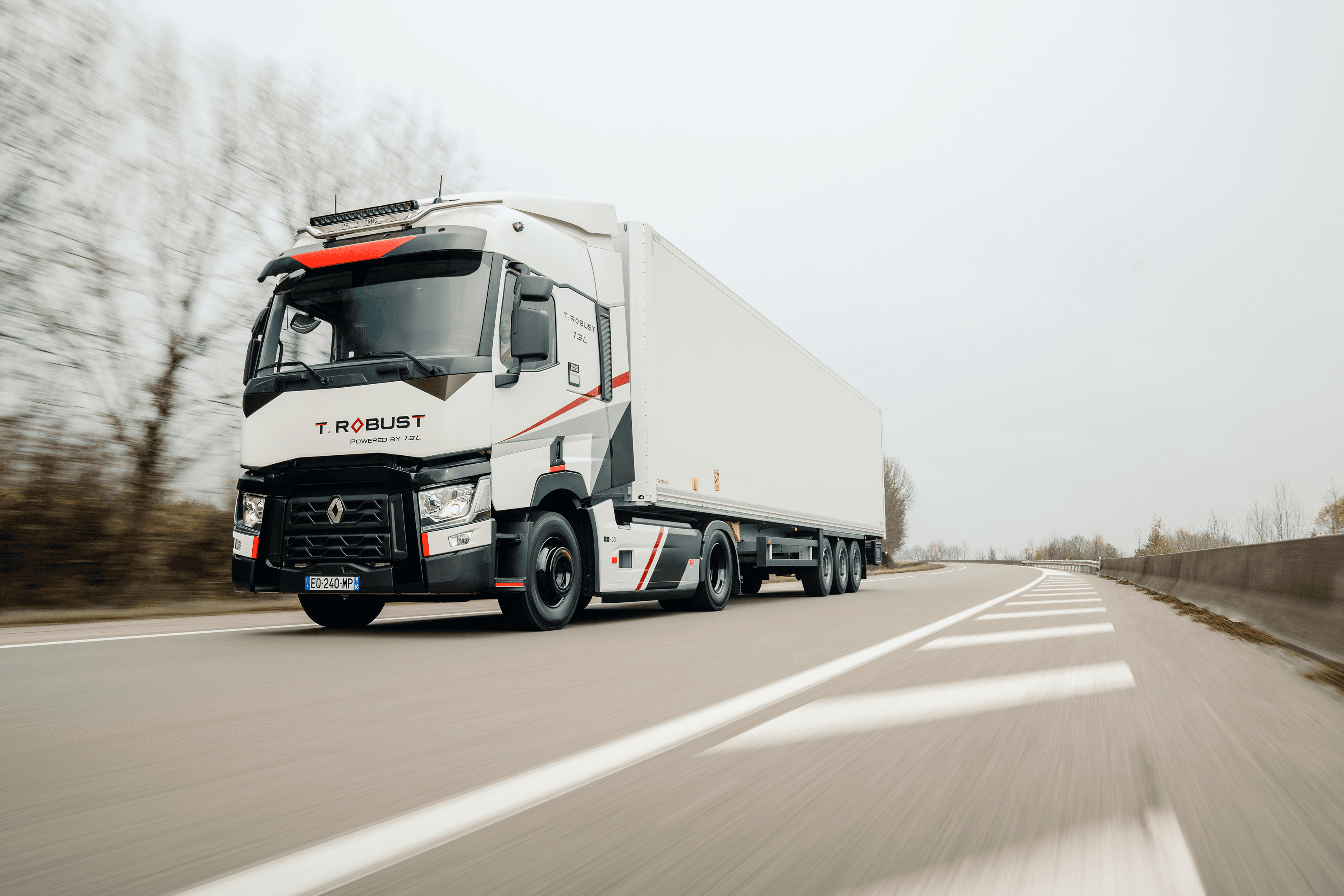 Der Renault Trucks T Robust auf der Straße