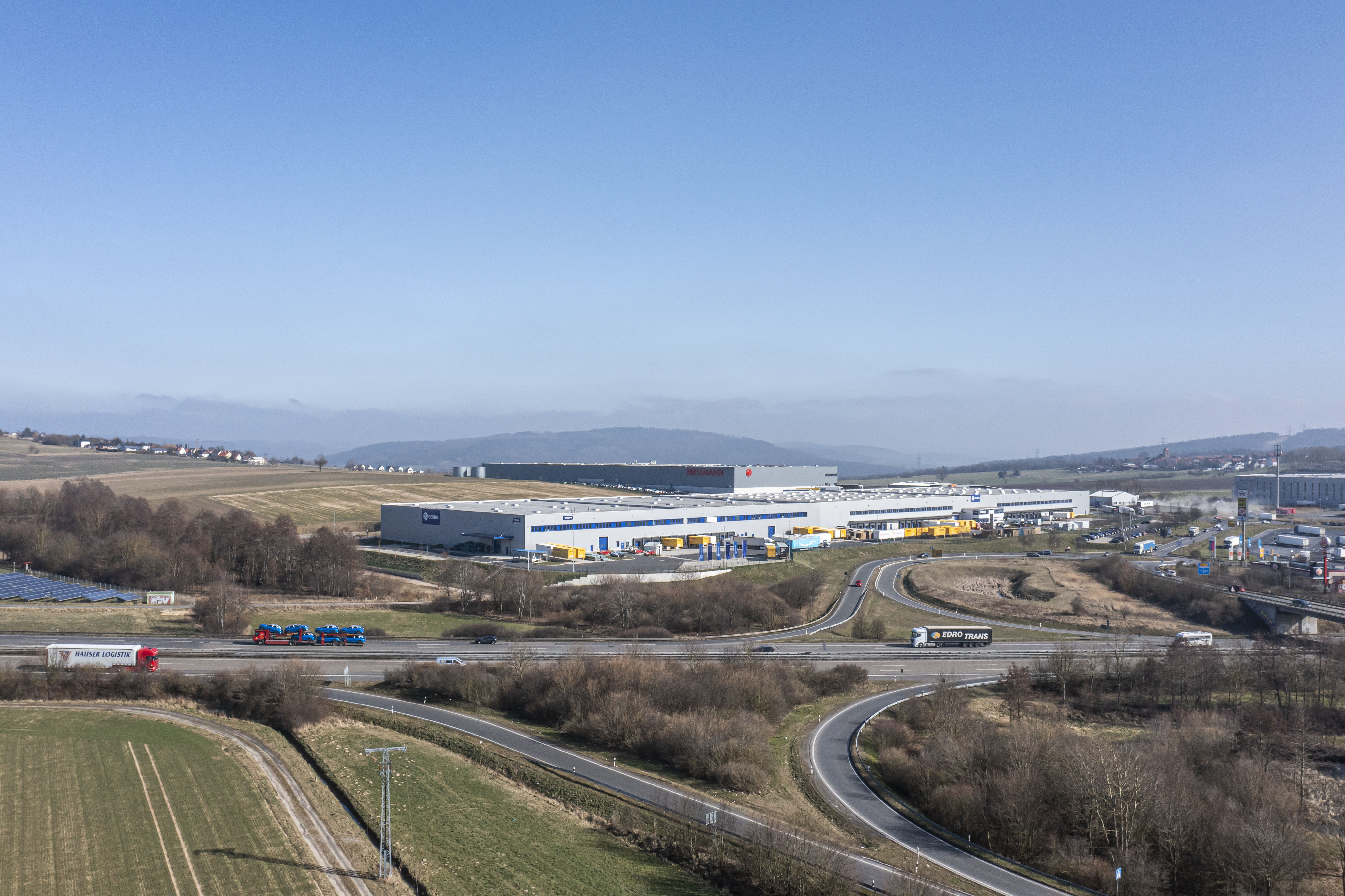 Das Zentrallager der Volvo Group in malsfeld aus der Vogelperspektive.