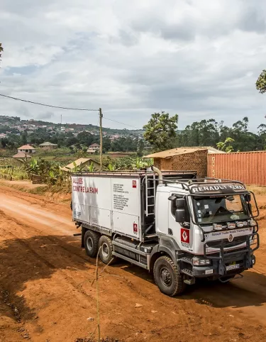 Renault-Trucks-UN-WFP-02