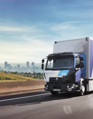 Elektrischer Renault Trucks D Z.E. auf der Straße