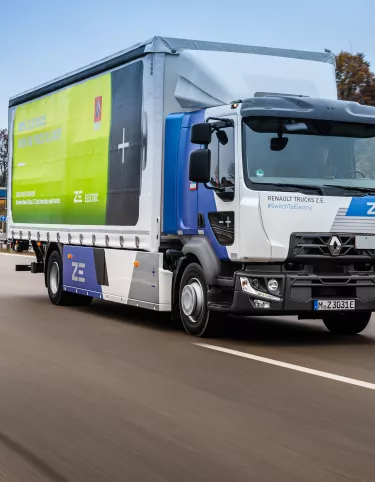 Renault Trucks D Z.E. auf der Autobahn