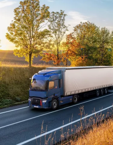 Renault Trucks T | Header